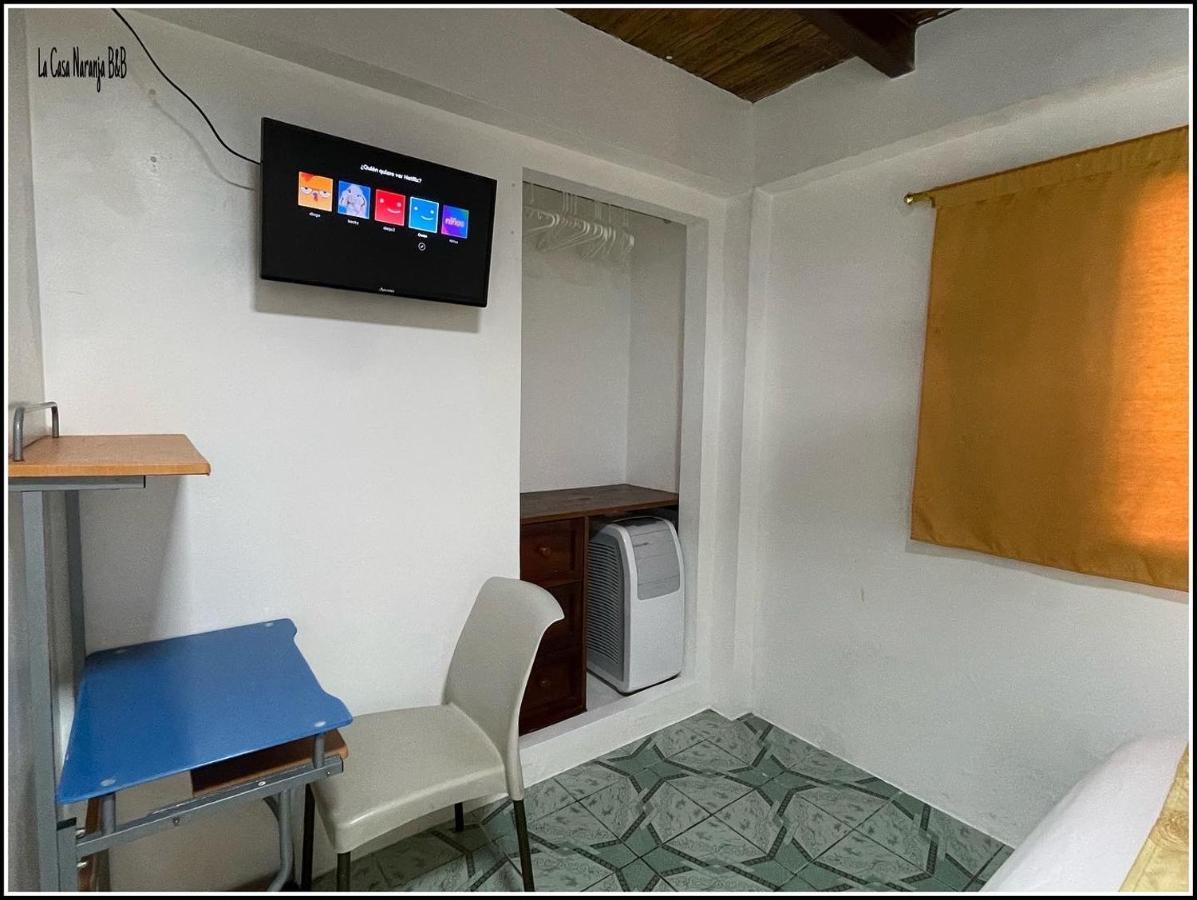 Bed&Breakfast La Casa Naranja Olon Luaran gambar