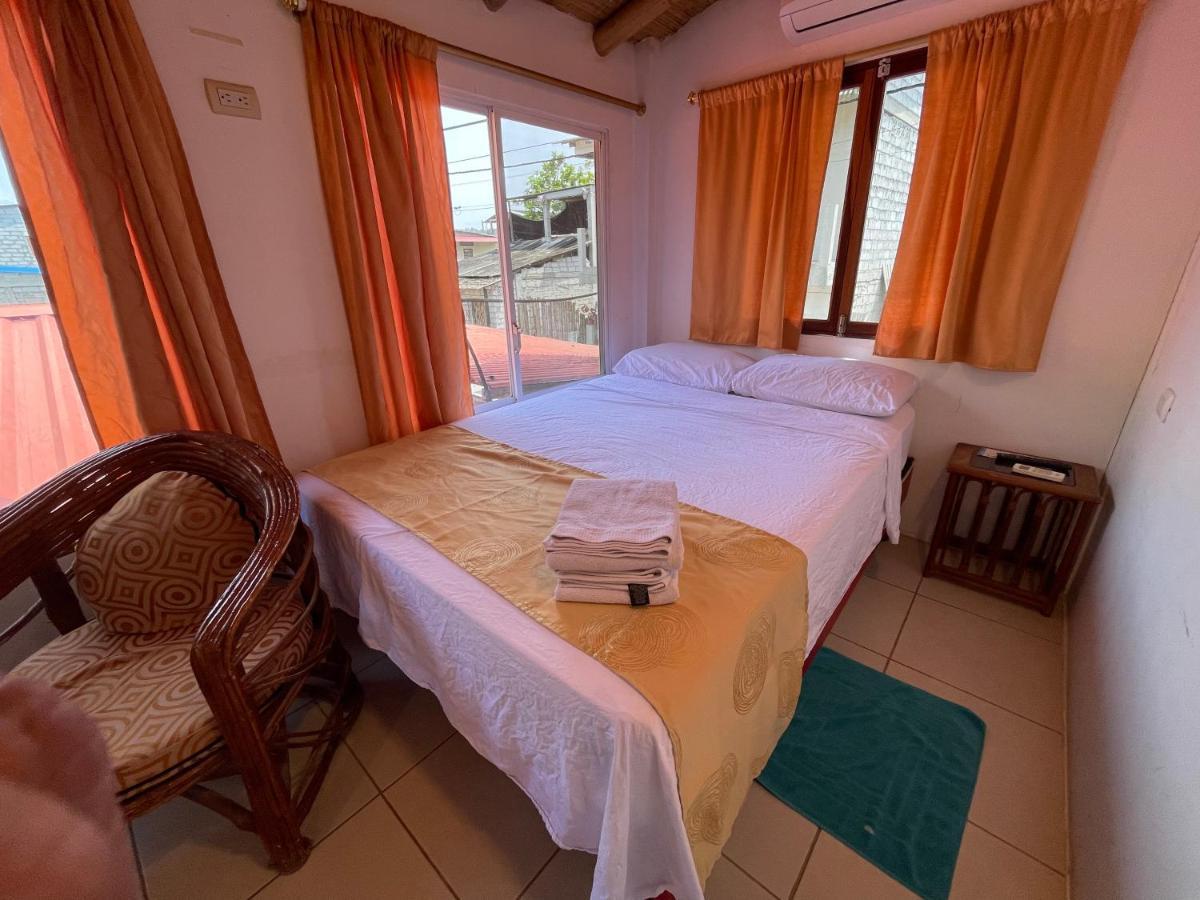 Bed&Breakfast La Casa Naranja Olon Luaran gambar